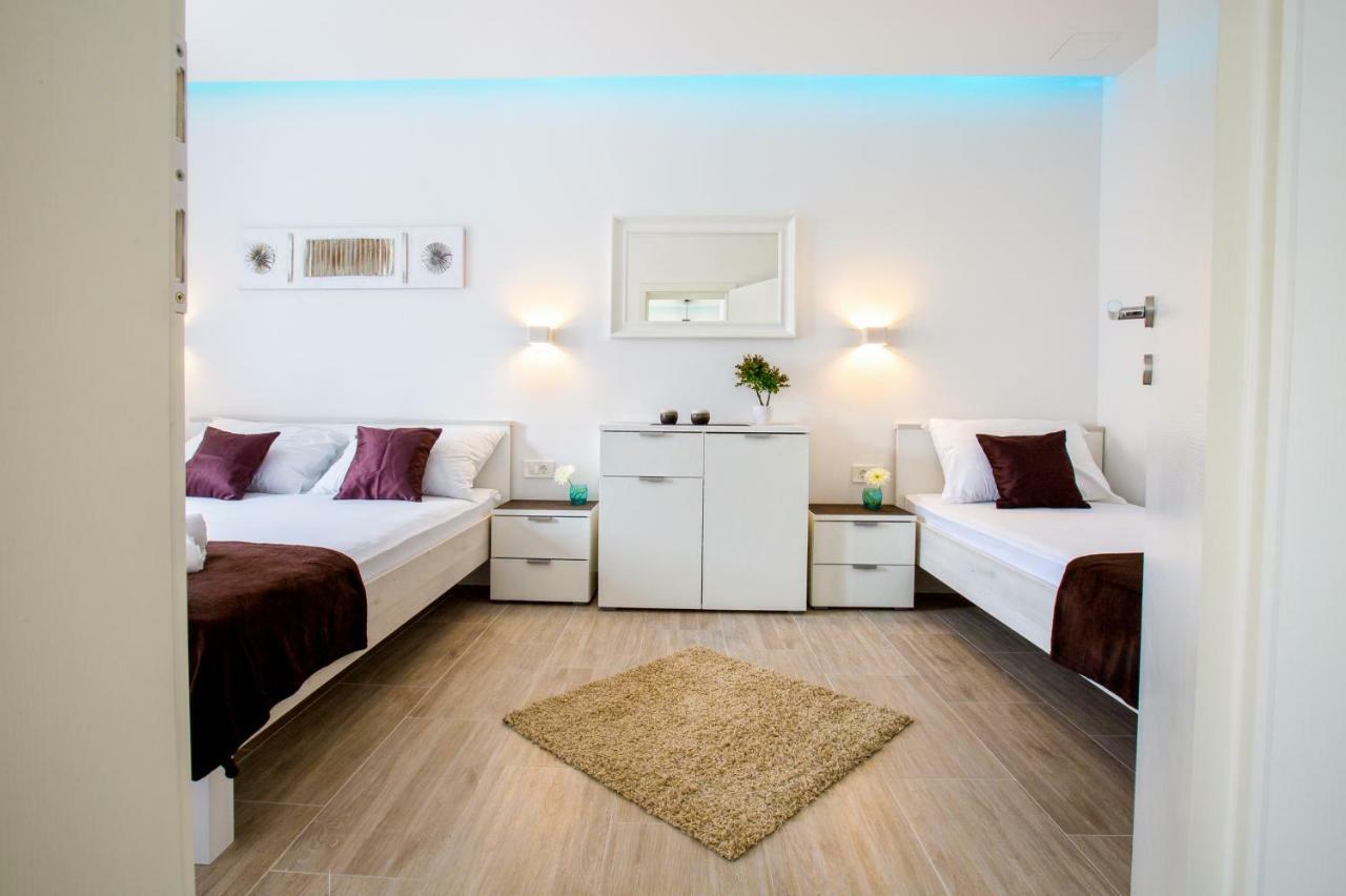 Apartment Nives In The City Center - Free Parking สปลิท ภายนอก รูปภาพ